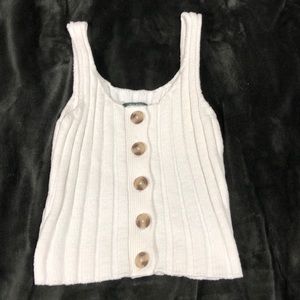white knitted tank top